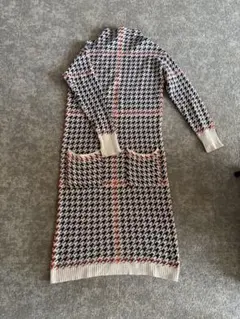 Bou Jeloud] ヴィンテージ風◆すっきり見せ 千鳥柄ニットワンピース