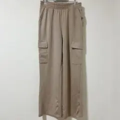 ベージュ ワイドパンツ M