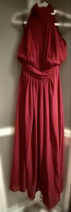 ワインレッド ホルターネック ドレス 演奏会