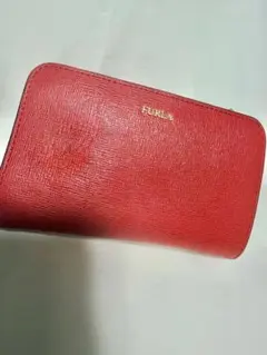 FURLA レッド 二つ折り財布
