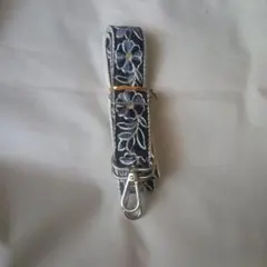 インド刺繍 スマホショルダーストラップ