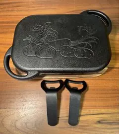 美品】南部鉄器 ベイクパン 木台・専用ハンドル2個付 野菜柄 IH