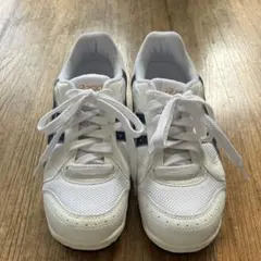 ASICS スニーカー ホワイト/ネイビー　24.5 試し履きのみ✯美品