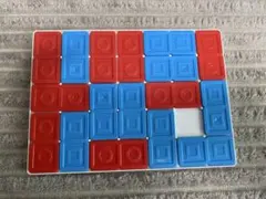 スライドパズル 知育玩具 赤青