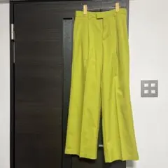 GU ライムグリーン ワイドパンツ