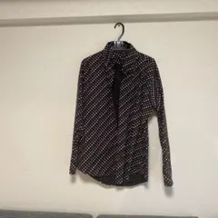 バーバリーのドットシャツ