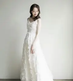 ホワイト Aライン ウェディングドレス