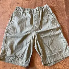 ユニクロ　チノハーフパンツ　カーキ　140