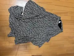 INGNI 黒と白の花柄ロングスカート