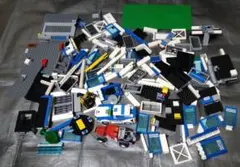 ◇レゴ　シティ　ポリスステーション　パーツ　ミニフィグ無し　60141　約1kg