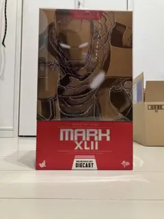 ホットトイズ MMP マーク85 ホログラフィック 1/6 ダイキャスト製