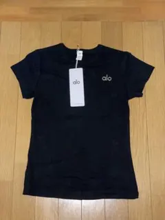 【新品タグ付】alo yoga （アローヨガ）TシャツL ホワイト（白）系 ALO Yoga(アロー) Tシャツ・カットソー(レディース
