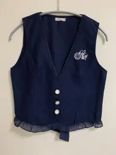 axes femme ベスト　未使用