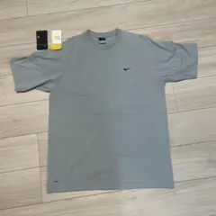 NIKE DRI-FIT Tシャツ グレー 半袖 スポーツウェア タグ