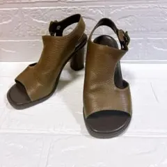 Item thumbnail for item 58ff5fea-c66f-40f5-9e27-f630a4df3d8e