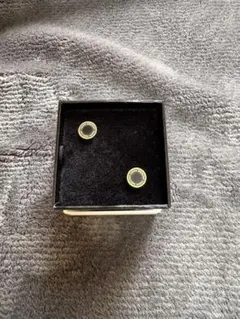 MARC JACOBS 黒　ピアス