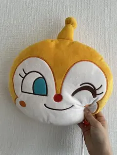 ドキンちゃん　キャラクター顔型クッション　アンパンマン