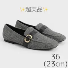 CHARLES&KEITHメタリックアクセント ペニーローファー グレー 23㌢のサムネイル