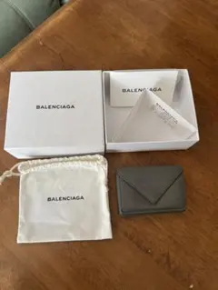 B*G様 BALENCIAGA ベージュ　三つ折り財布