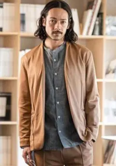 【未使用】CAMBIOジャケット Lサイズ ピンタックストレッチ キャメル