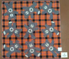 ヴィヴィアンウエストウッド　ベア柄大判ガーゼハンカチ