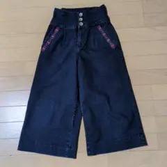 ワイドレッグパンツ