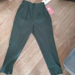 GLOBAL WORK ダークグリーン パンツ　美シルエット