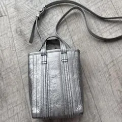 R⭐︎様専用バレンシアガbalenciaga☆シルバーショルダーバッグポシェットのサムネイル