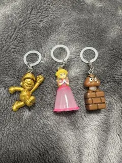 マリオ ピーチ姫 クリボー 目印チャーム シークレット付き