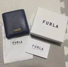美品 FURLA 2つ折り財布