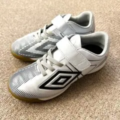 Umbro アンブロ フットサルシューズ キッズ19㎝