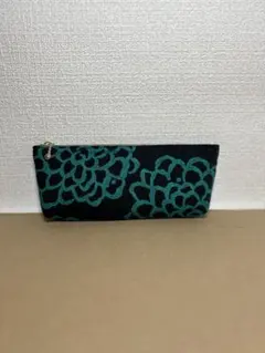 ダリア柄のメガネポーチ　ハンドメイド