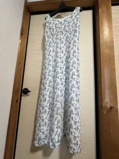 enneaエンネア　ロングワンピース花柄 サイズ9号