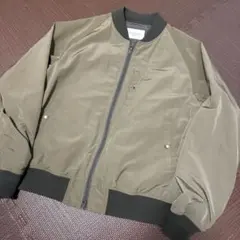 オリーブジップアップジャケット