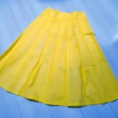 ディクシー　Dixie イタリア製　イエロープリーツスカート Sサイズ