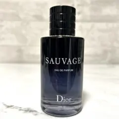 SAUVAGE ディオール ソヴァージュ オードパルファム　香水　100ml nのサムネイル