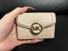 MICHAEL KORS 三つ折り財布