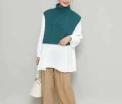 a.v.v ケーブル編み ニットベスト レイヤード スリット ショート丈 緑 Lのサムネイル