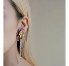 Item thumbnail for item a236103a-3016-4dac-95e3-01f4d8347eb3