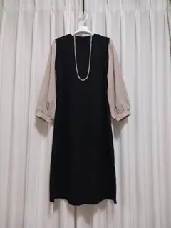 Lax Dam Tia 黒とベージュのバルーンスリーブ ワンピース