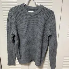 HOLLISTER グレー ニットセーター Sサイズのサムネイル