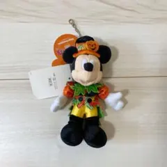 ディズニー　ミッキーぬいぐるみバッジ