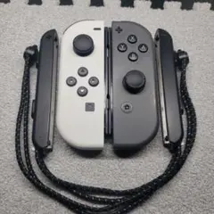 Switch　ジョイコン　左右　ホワイト&ブラック