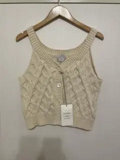 美品 LA PEAU DE GEM ベージュ ノースリーブ ベスト ジレ 美品 LA PEAU