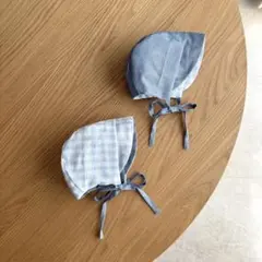 《リバーシブルサンボネット》デニム風×ブルーチェック（3〜6ヶ月）