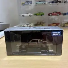 トミカリミテッド