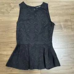ザラ　ZARA ペプラムトップス　ノースリーブ