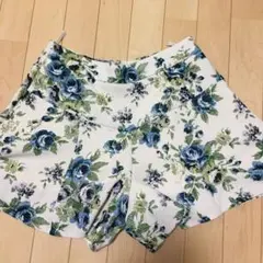 ヘザー　ゴブラン生地　ショートパンツ　花柄　モダン