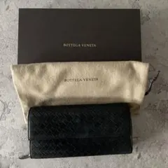 BOTTEGA VENETA イントレチャート 長財布 ブラックのサムネイル