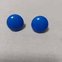 青色クリップ式丸型イヤリング